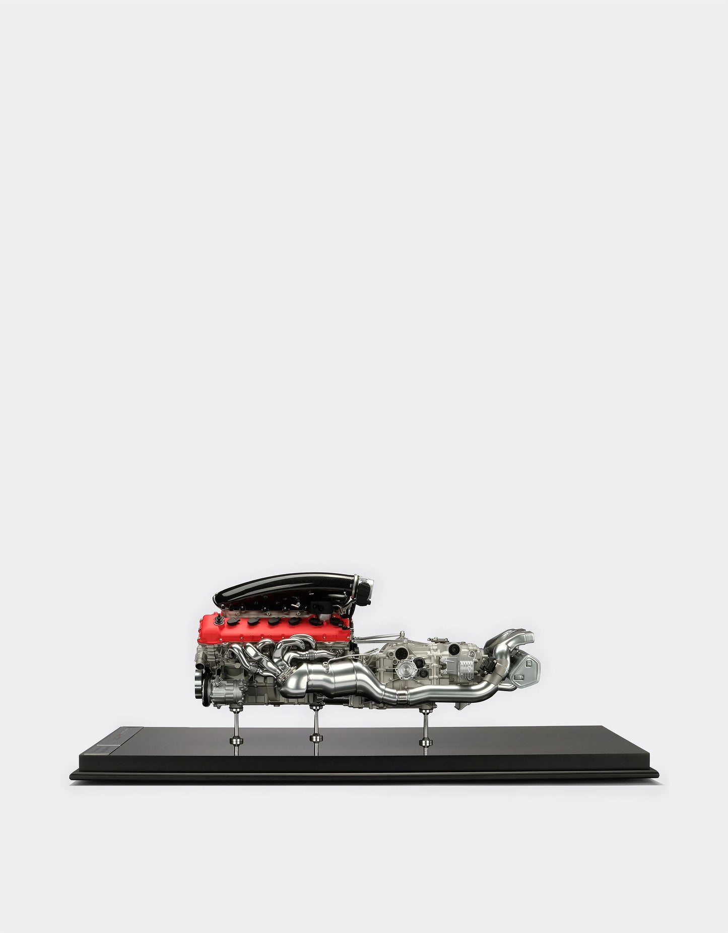 Ferrari Daytona SP3 engine model in 1:4 scale