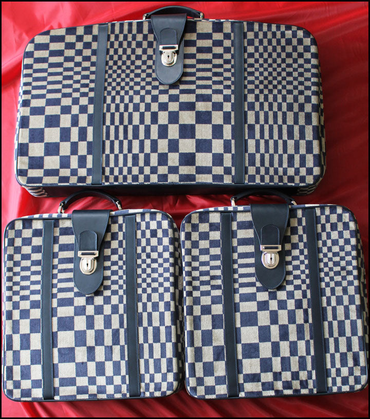 Custom fit luggage in Manufacture's Material and Leather
