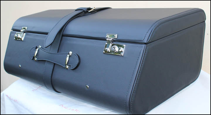 Custom fit luggage in Manufacture's Material and Leather