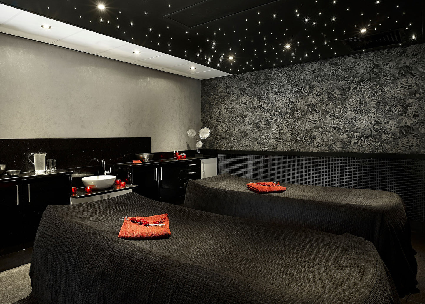 Pinnacle Brand 'Starry Night' Display lighting packages